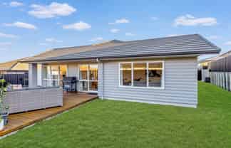 12 Mayfly Grove, Nukuhau