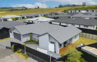 12 Mayfly Grove, Nukuhau