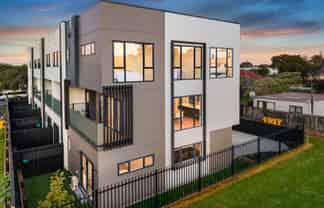21G Erima Avenue, Point England