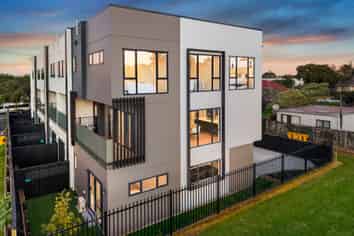 21G Erima Avenue, Point England