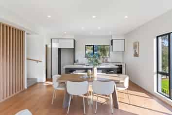 21G Erima Avenue, Point England
