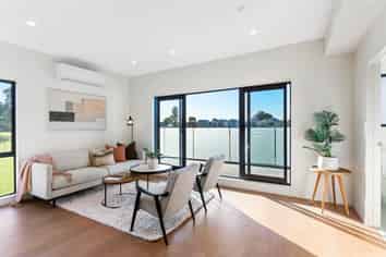21G Erima Avenue, Point England