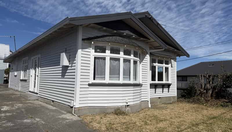 27 Clarence Street South, Addington