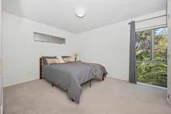 2/15 Contessa Drive, Glenfield