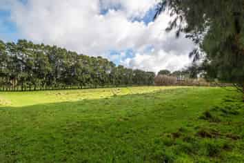 792 Waitakere Road, Kumeu