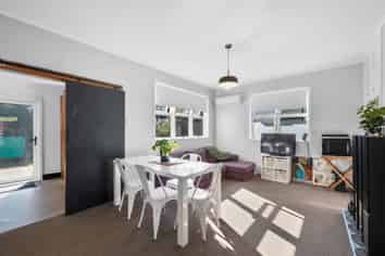 94 Young Street, New Plymouth