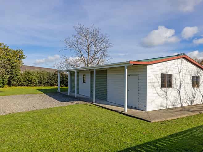 11 Brooklyn Road, Carterton