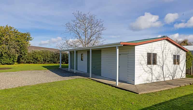 11 Brooklyn Road, Carterton