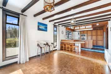 141 Paramount Parade, Tikipunga