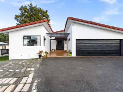 141 Paramount Parade, Tikipunga