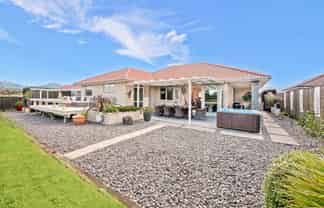 64 Ballantyne Way, Katikati