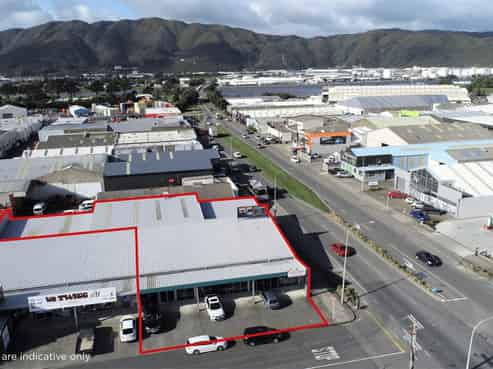 Carparking, Yard, Workshop, Office & Showroom!