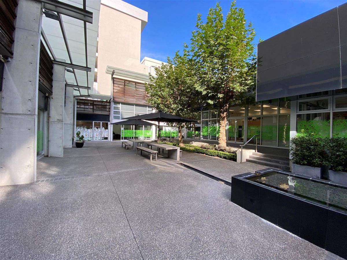 Tidy Newmarket Office - Widok 5