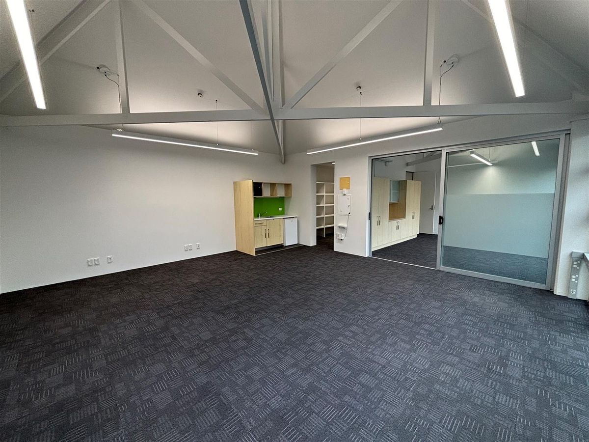 Tidy Newmarket Office - Widok 4