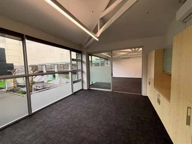 Tidy Newmarket Office