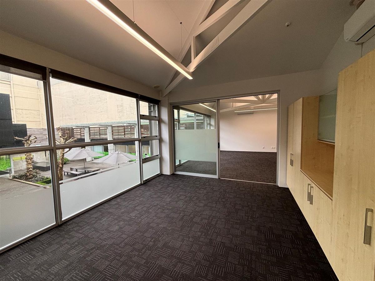Tidy Newmarket Office - Widok 2