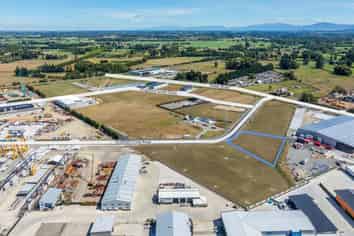 Must be sold, present all offers - 3,287 sqm 