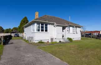 9 Armstrong Street, Huntly