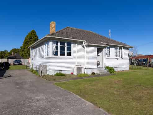 9 Armstrong Street, Huntly