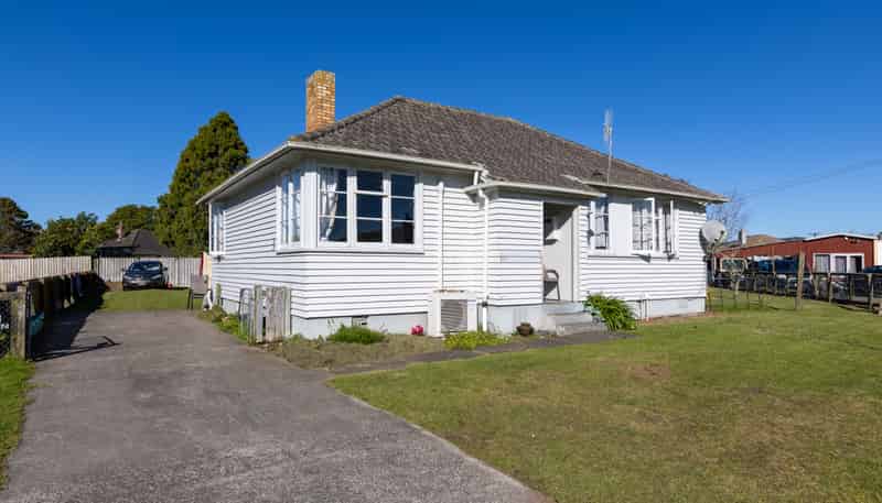 9 Armstrong Street, Huntly