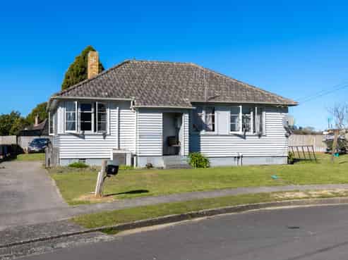 9 Armstrong Street, Huntly