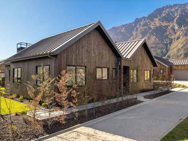 30 Cunninghams Drive, Jacks Point