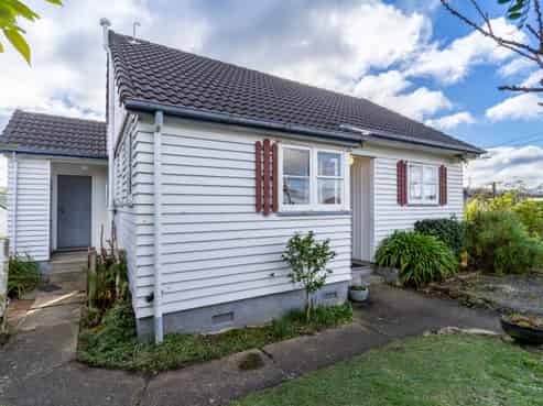 86 Waimea Avenue, Calton Hill