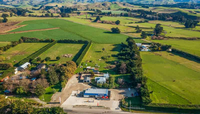 7326 State Highway 1, Ward