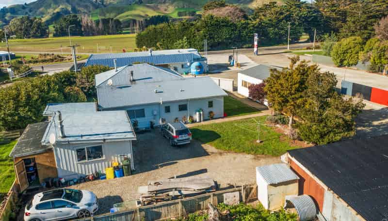 7326 State Highway 1, Ward