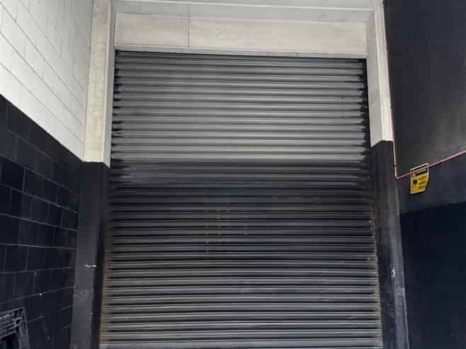 High Exposure Showroom & Warehousing