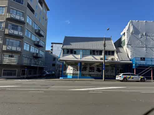 High Exposure Showroom & Warehousing