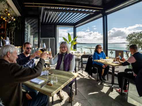 Waterfront venue – Ready to operate