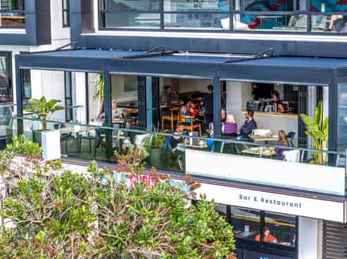 Waterfront venue – Ready to operate