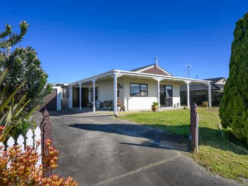 12 Seabury Avenue, Foxton Beach