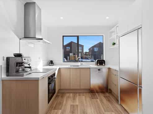 9 Karamu Street, Flat Bush