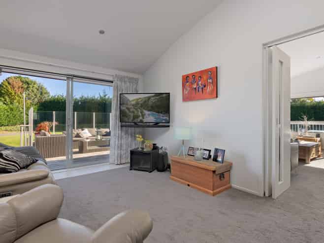 38 Youngson Road, Whakamarama