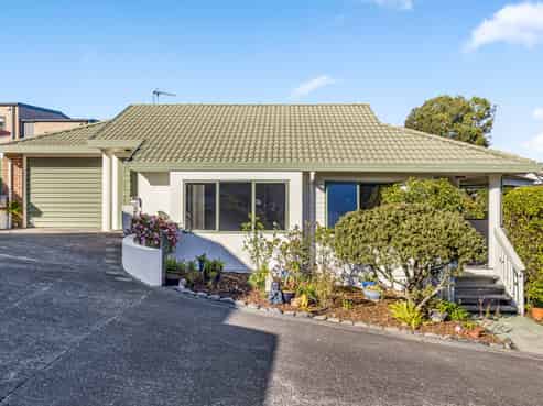 6 Palmgreen Court, Stanmore Bay