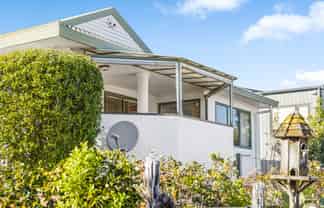 6 Palmgreen Court, Stanmore Bay