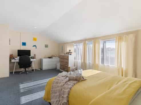 35F Fields Parade, Oteha