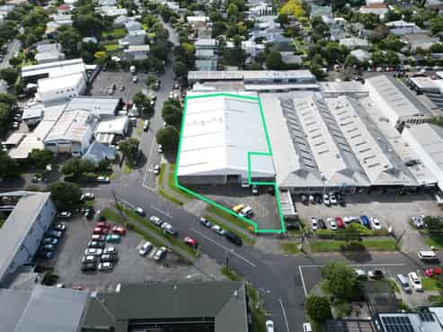 CBRE | Industrial Facility in Morningside