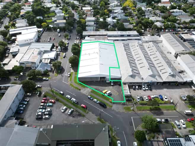 CBRE | Industrial Facility in Morningside