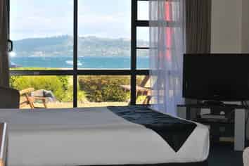 Motel Business For Sale - Prime Lake Taupo Location