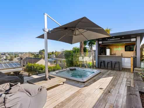 48 Carlisle Road, Browns Bay