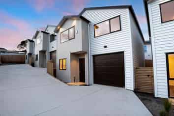5b Topliss Drive, Torbay