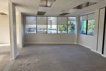 OFFICE SPACE IN THE CENTRE OF NEW LYNN
