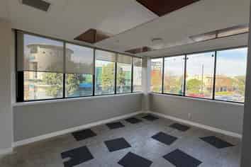 OFFICE SPACE IN THE CENTRE OF NEW LYNN
