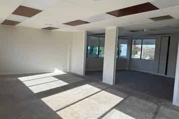 OFFICE SPACE IN THE CENTRE OF NEW LYNN
