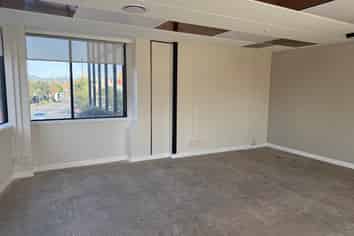 OFFICE SPACE IN THE CENTRE OF NEW LYNN
