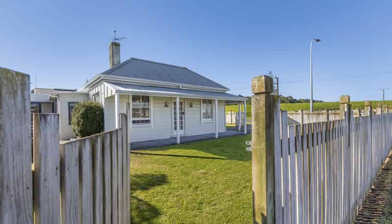 2 Warre Street, Waitara