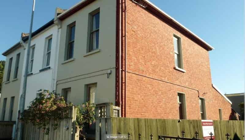 16 Howe Street , North Dunedin